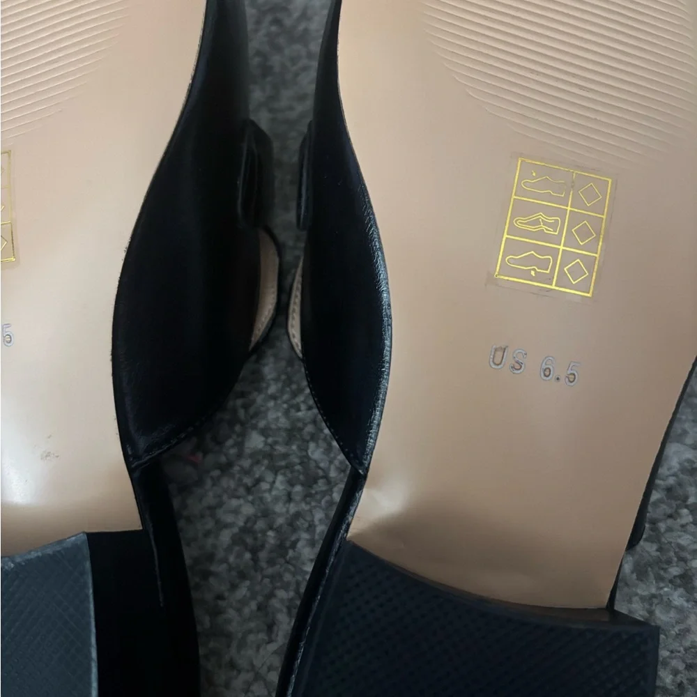 Black Women’s Mules - Picture 11 of 11